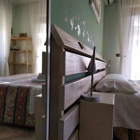 B&B La Casa Di Angelica 로세토데글리아브루찌 외부 사진